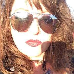 Meet your Posher, Rini